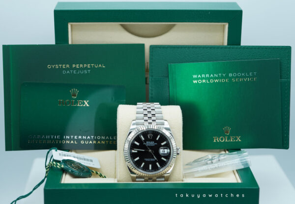 Rolex 126334 DATEJUST 41 FLUTED BEZEL BLACK DIAL JUBILEE BAND 2021 FULL SET - Image 2