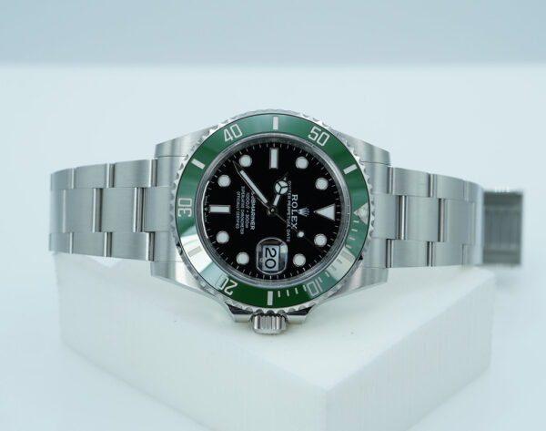 Rolex 126610LV SUBMARINER 41 GREEN MARK 2 BEZEL BLACK DIAL 2025 FULL SET - Image 9
