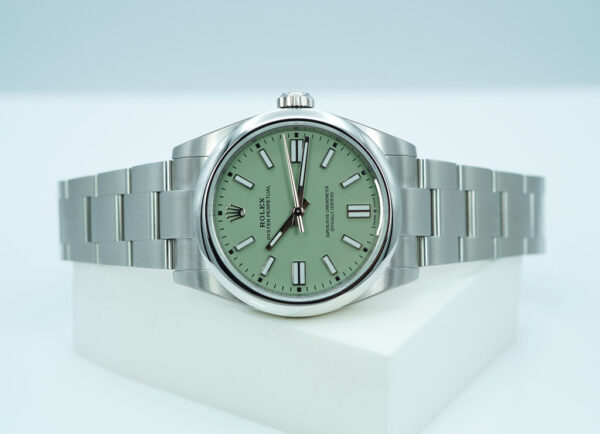 BRAND NEW Rolex 134300 OYSTER PERPETUAL 41 PISTACHIO DIAL 2025 STICKERS FULL SET - Image 10