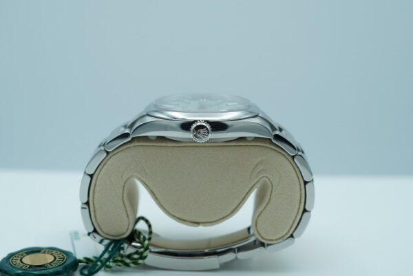 BRAND NEW Rolex 134300 OYSTER PERPETUAL 41 PISTACHIO DIAL 2025 STICKERS FULL SET - Image 3