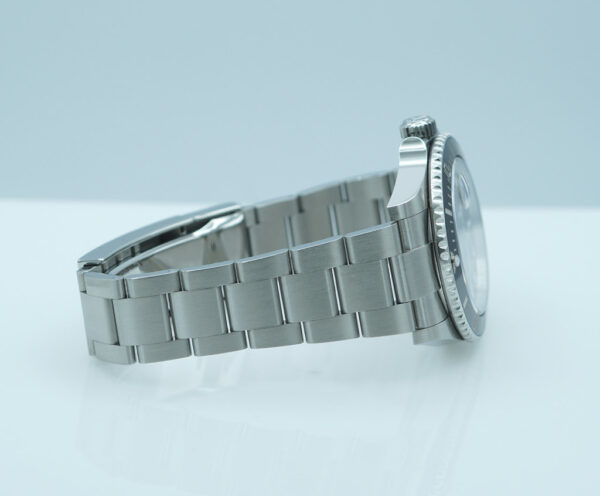 Rolex 126610LN SUBMARINER DATE 41 NEW MODEL 2024 WARRANTY FULL SET - Image 6