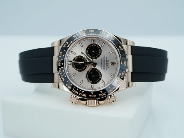Rolex 126515LN DAYTONA 18K ROSE GOLD OYSTERFLEX SUNDUST DIAL 2025 WARRANTY FULL SET - Image 9