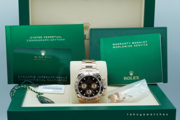 Rolex 116505 COSMOGRAPH DAYTONA 18K ROSE GOLD BLACK DIAL 2021 WARRANTY FULL SET - Image 2