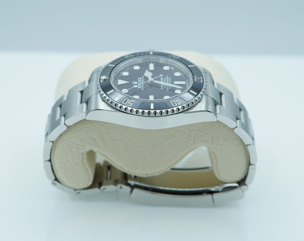 Rolex 124060 SUBMARINER NO DATE 41 NEW MODEL 2022 WARRANTY FULL