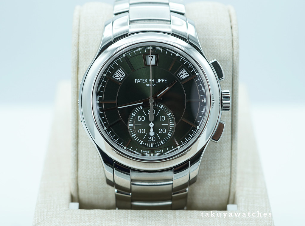 Patek PHILIPPE 5905/1A ANNUAL CALENDAR CHRONOGRAPH OLIVE GREEN