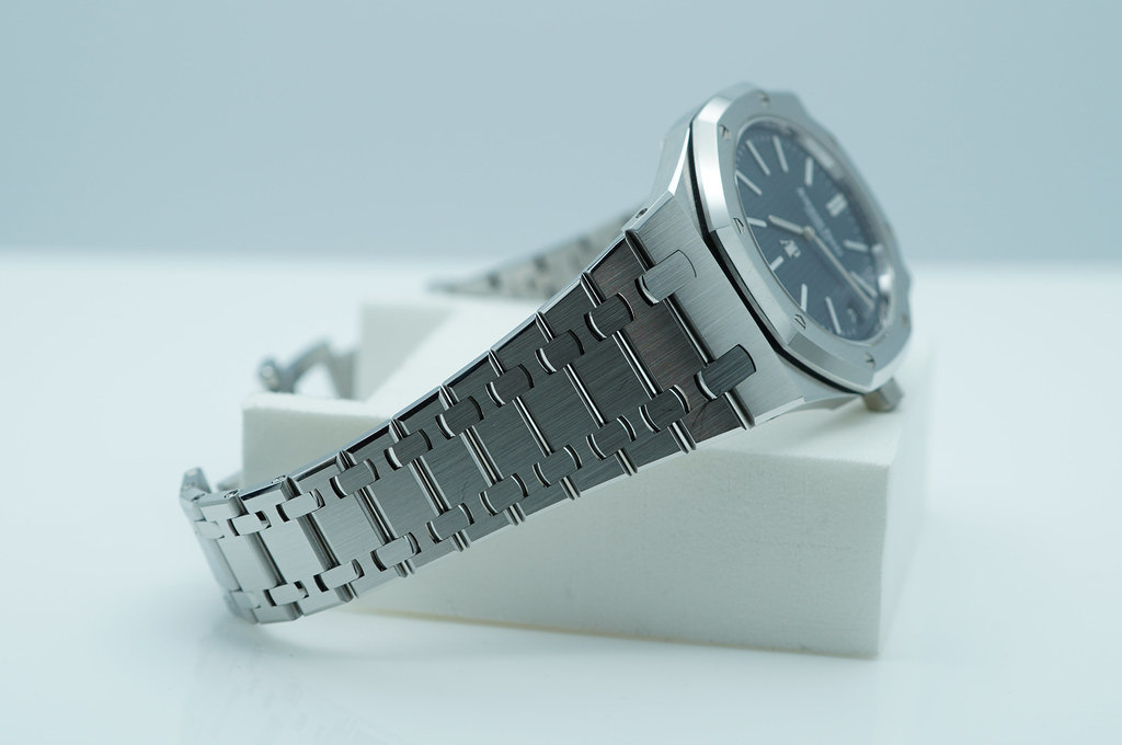 Audemars PIGUET ROYAL OAK JUMBO ULTRA THIN 15202ST BLUE DIAL 2022