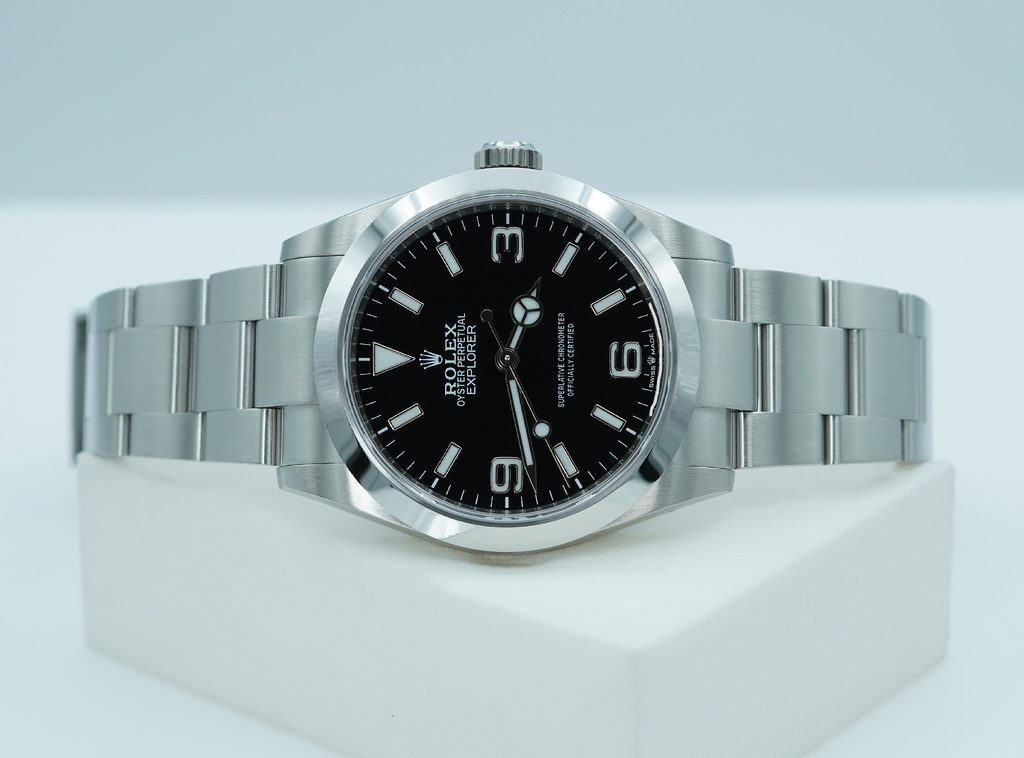 Rolex 224270 EXPLORER FULL LUME DIAL NEW MODEL 40MM 2024 WARRANTY