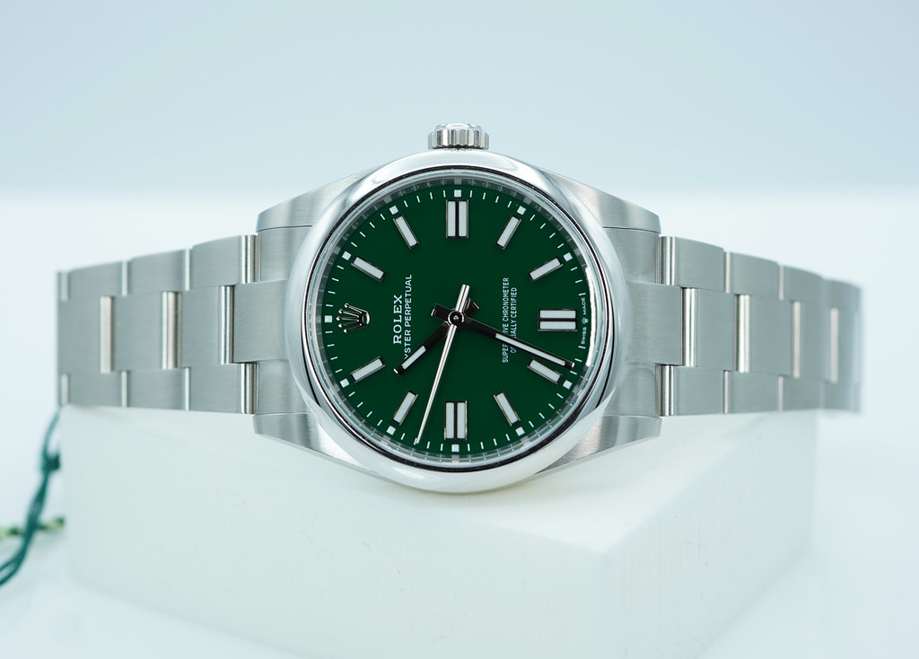BRAND NEW Rolex 134300 OYSTER PERPETUAL 41 GREEN DIAL 2026 MODEL