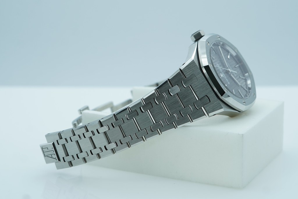 Audemars PIGUET ROYAL OAK STAINLESS STEEL 15450ST GREY DIAL 37MM