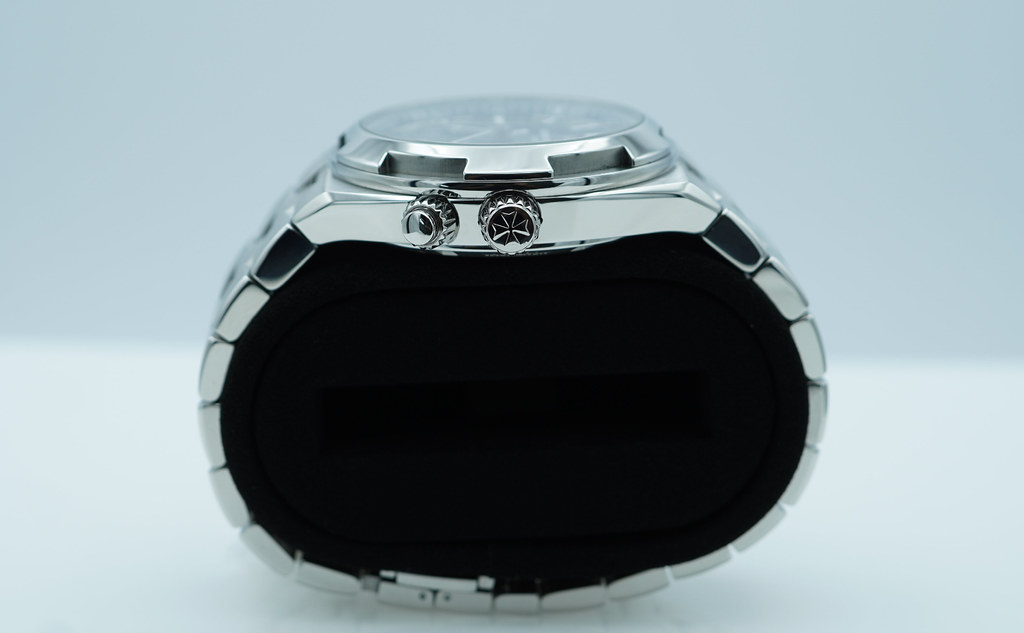 Vacheron CONSTANTIN OVERSEAS DUAL TIME 7900V BLUE DIAL 2022