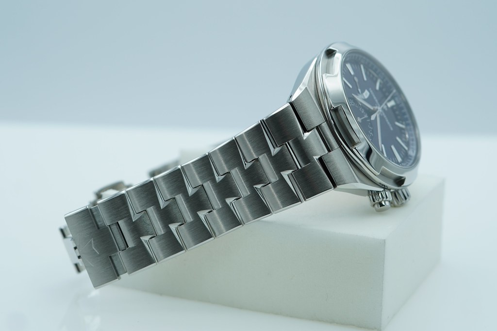 Vacheron CONSTANTIN OVERSEAS DUAL TIME 7900V BLUE DIAL 2022