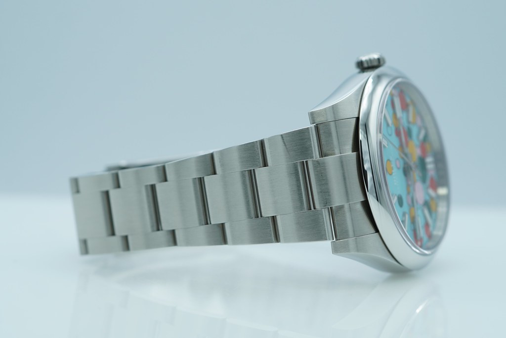 Rolex 124300 OYSTER PERPETUAL 41 CELEBRATION DIAL 2025 WARRANTY