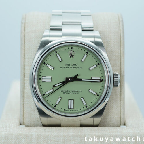 Rolex 134300 OYSTER PERPETUAL 41 PISTACHIO DIAL 2025 WARRANTY FULL SET
