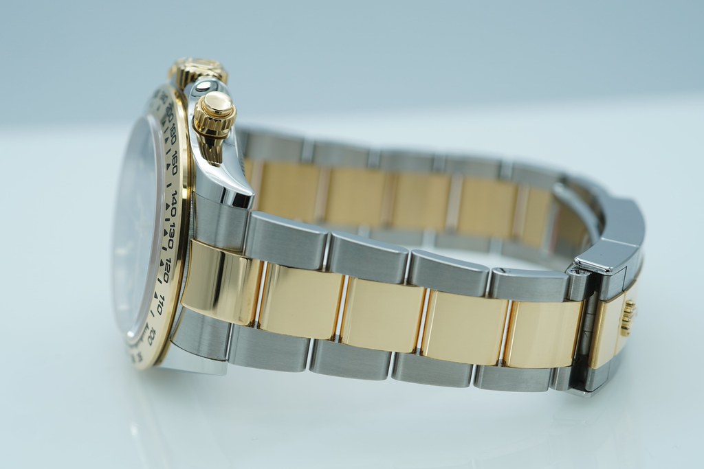 Rolex 116503 DAYTONA TWO TONE YELLOW GOLD STEEL BLACK DIAL 2023