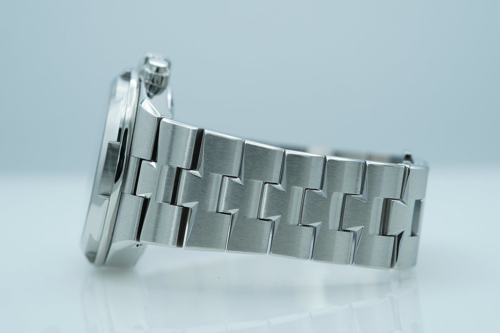 Vacheron CONSTANTIN OVERSEAS DUAL TIME 7900V SILVER DIAL SERVICED