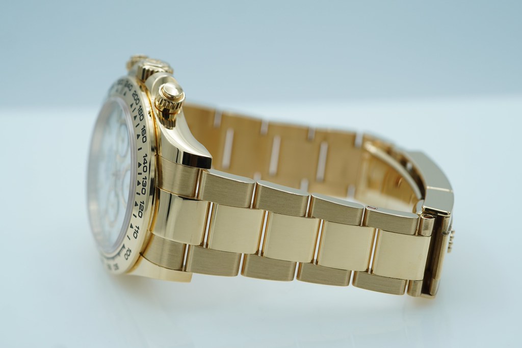 Rolex 126508 DAYTONA 18K YELLOW GOLD WHITE DIAL NEW MODEL 2024