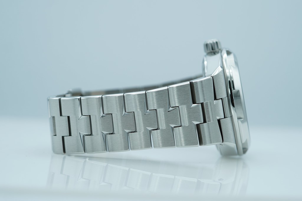 Vacheron CONSTANTIN OVERSEAS DUAL TIME 7900V SILVER DIAL SERVICED