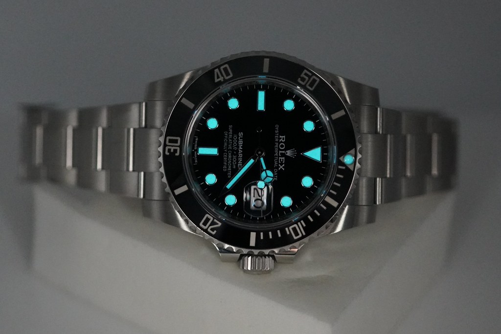 Rolex 116610LN SUBMARINER DATE BLACK CERAMIC BEZEL 40MM 2018 FULL