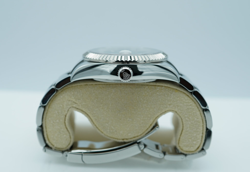 Rolex 326934 SKY-DWELLER STAINLESS STEEL BLACK DIAL OYSTER BAND