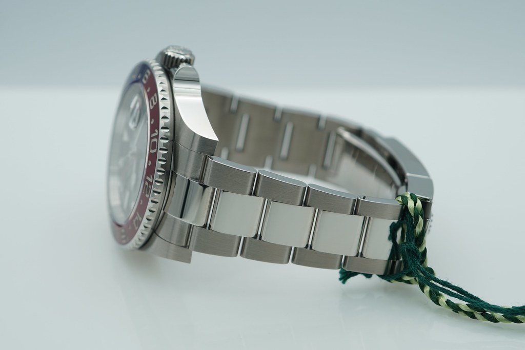 NEW Rolex 126710BLRO PEPSI GMT MASTER II RED BLUE BEZEL OYSTER