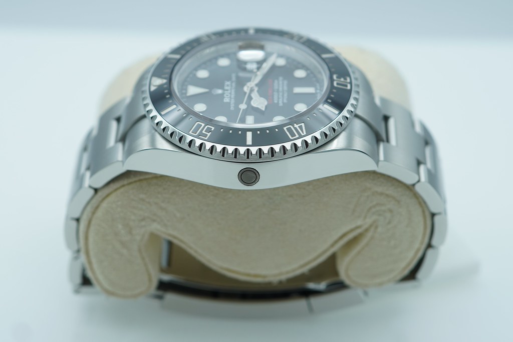 Rolex 126600 SEA-DWELLER 43 CYCLOPS RED TEXT 2021 FULL SET
