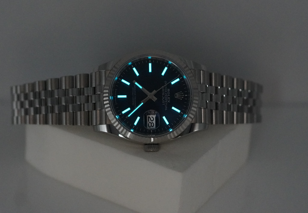 BRAND NEW Rolex 126234 DATEJUST 36 FLUTED BEZEL BLUE DIAL JUBILEE